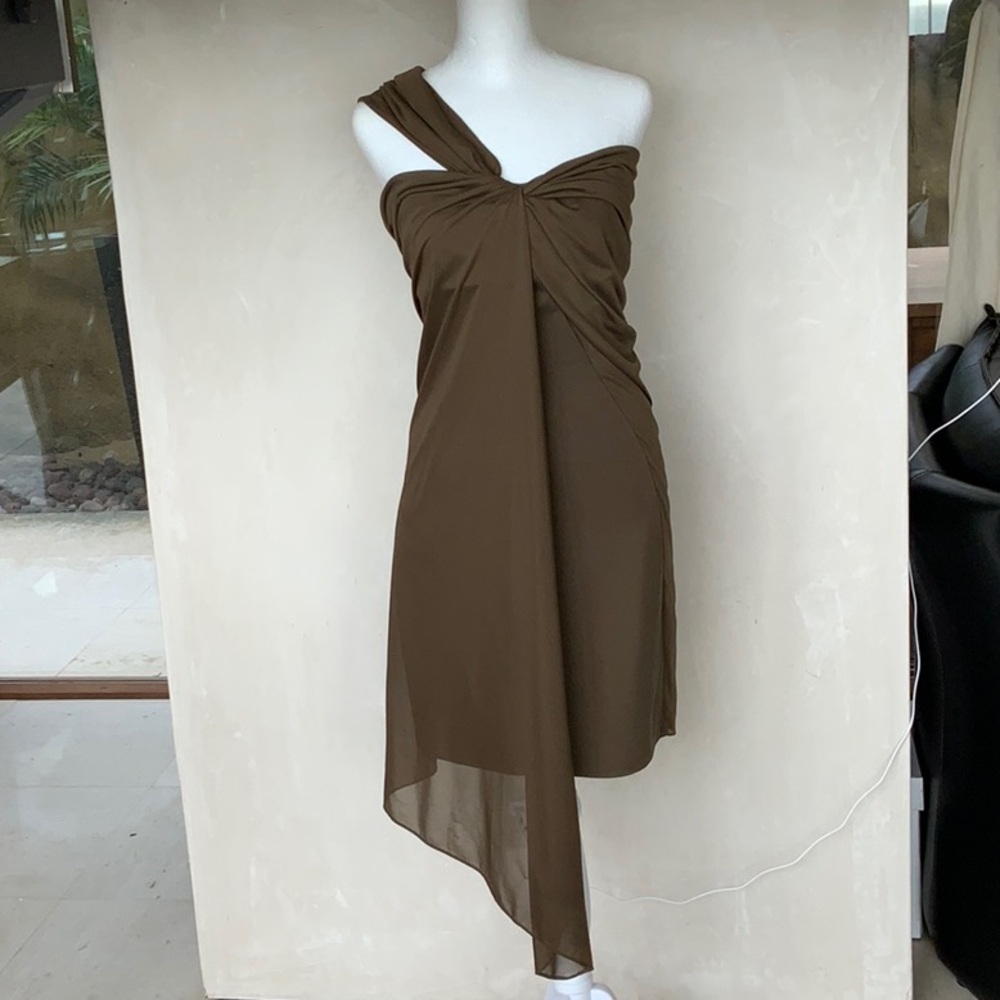 Elegant Brown One-Shoulder Dress